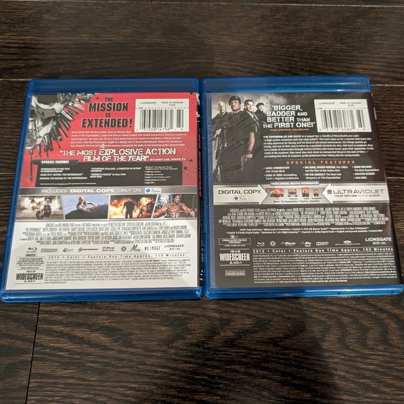 LIKE NEW Expendables 1 & 2 Blu-ray movies - Picture 2 of 11